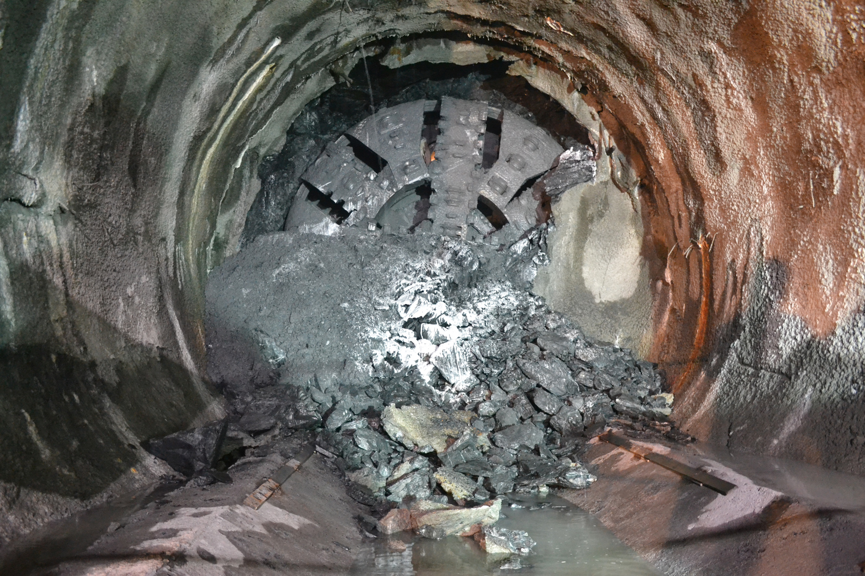 Tunnel Boring Machine breaks through in Istanbul Metro project
